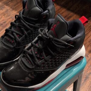 Jordan Maxin 200 size 10.5